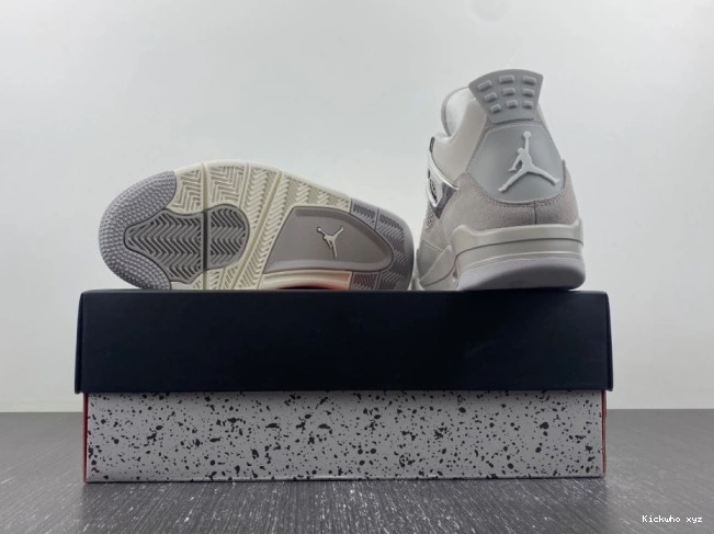 Frozen Moments AQ9129-001 Jordan Air 4 0615